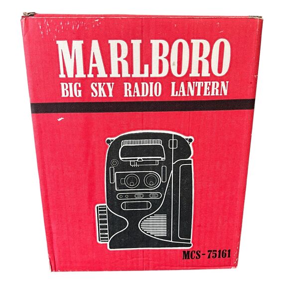 VTG Marlboro Big Sky FM AM Radio Lantern Flashlight Siren Clock MCS-75161 NIB - Picture 3 of 10